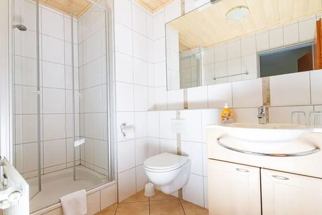 Standard Tek Büyük veya İki Ayrı Yataklı Oda, Özel Banyo