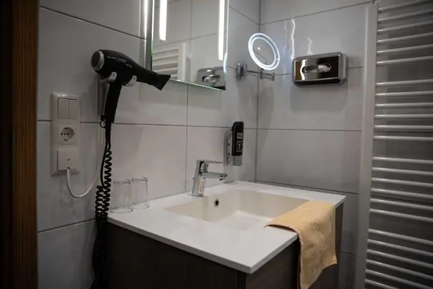 Tek Büyük Yataklı Oda (ohne Balkon)