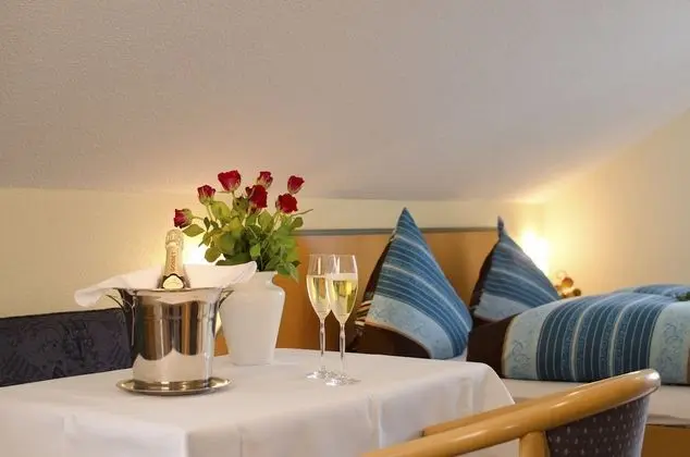 Basic Büyük Yataklı Tek Kişilik Oda