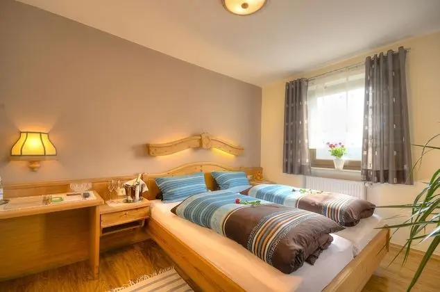 Economy Tek Büyük Yataklı Oda