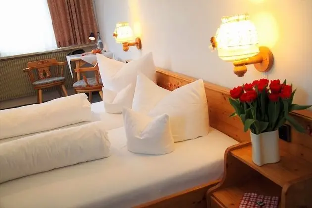 Economy Tek Büyük Yataklı Oda