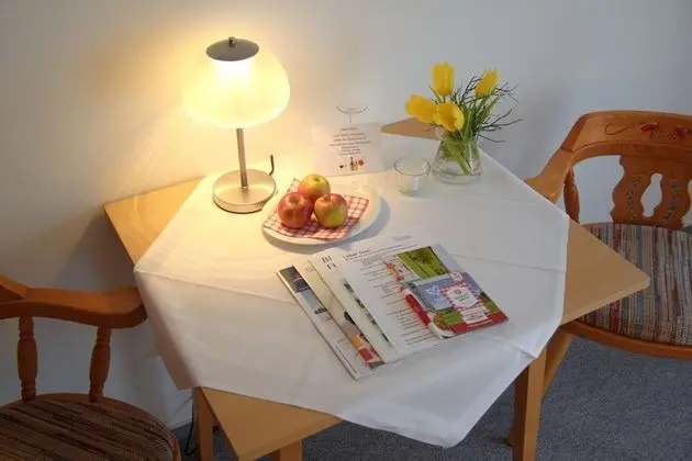 Tek Büyük Yataklı Oda, Balkon