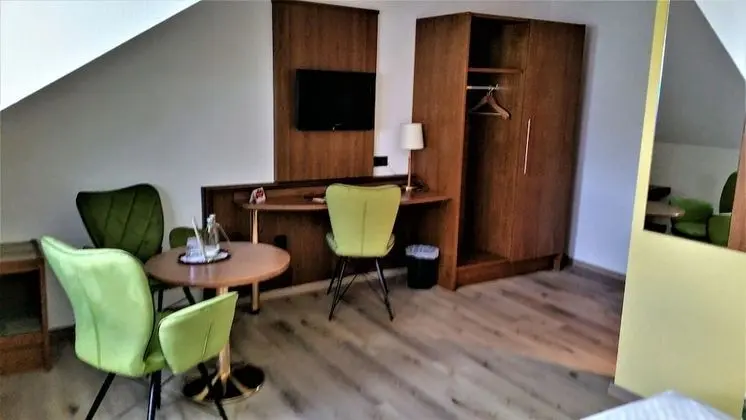 Standard Tek Büyük Yataklı Oda