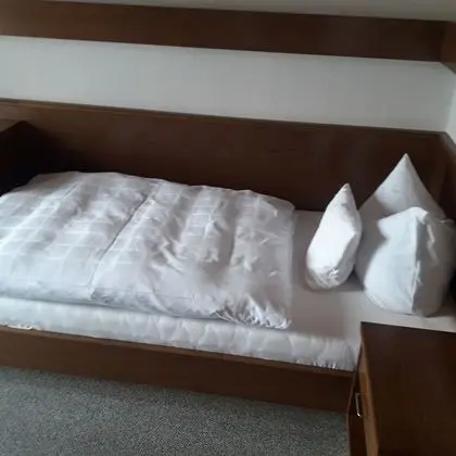 Basic Tek Kişilik Oda, Sigara İçilmez, Dağ Manzaralı