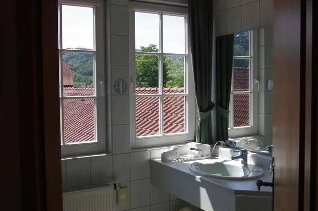 Classic Tek Büyük Yataklı Oda