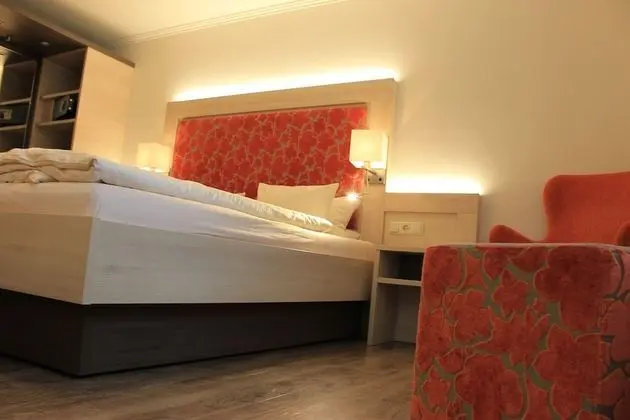 Comfort Tek Büyük Yataklı Oda