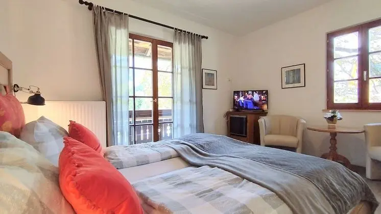 Tek Büyük Yataklı Oda