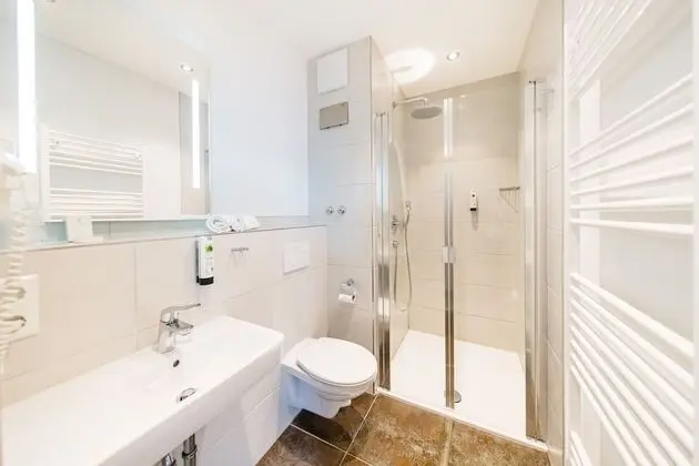 Standard Tek Büyük Yataklı Oda