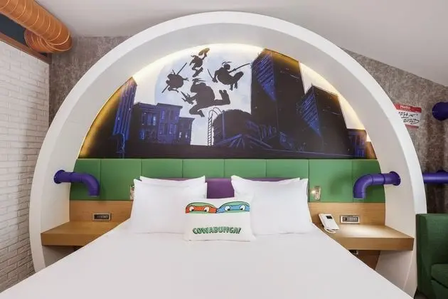 Themed Deluxe Room Connection Tmnt