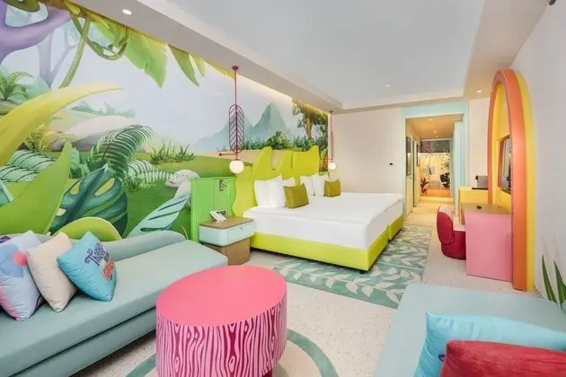 Themed Deluxe Room Dora