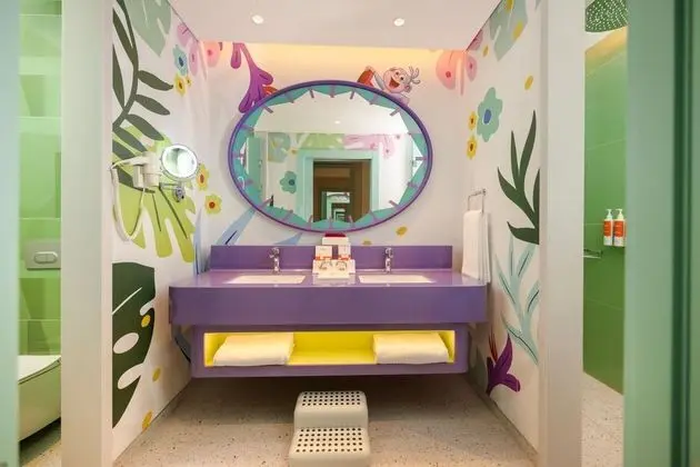 Themed Deluxe Room King Dora