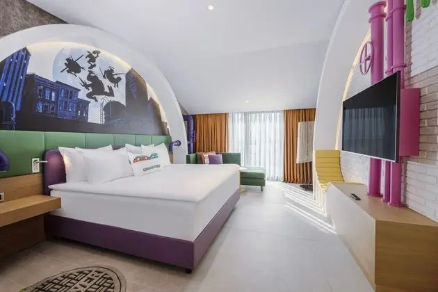 Themed Deluxe Room King Tmnt