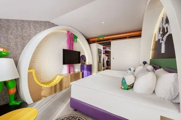 Themed Deluxe Room Tmnt