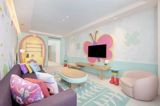 Themed Deluxe Suite Dora