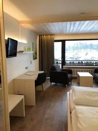 Comfort Tek Büyük Yataklı Oda