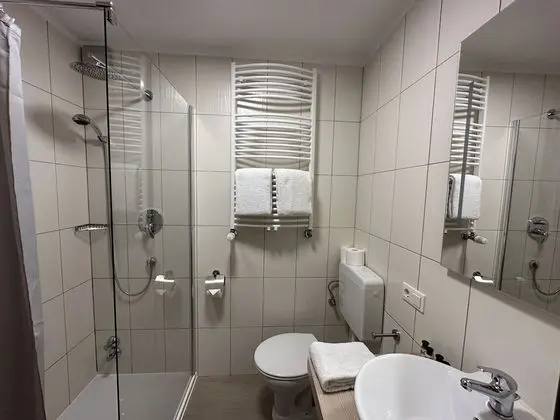 Classic Tek Büyük Yataklı Oda