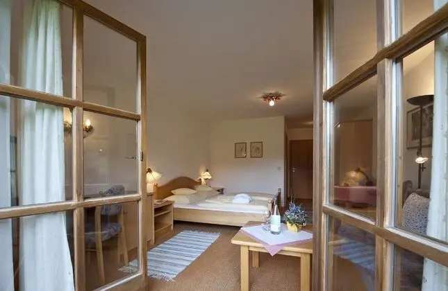 Comfort Tek Büyük Yataklı Oda