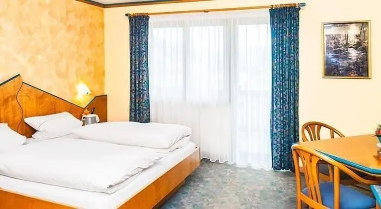 Comfort Büyük Yataklı Tek Kişilik Oda, Balkon