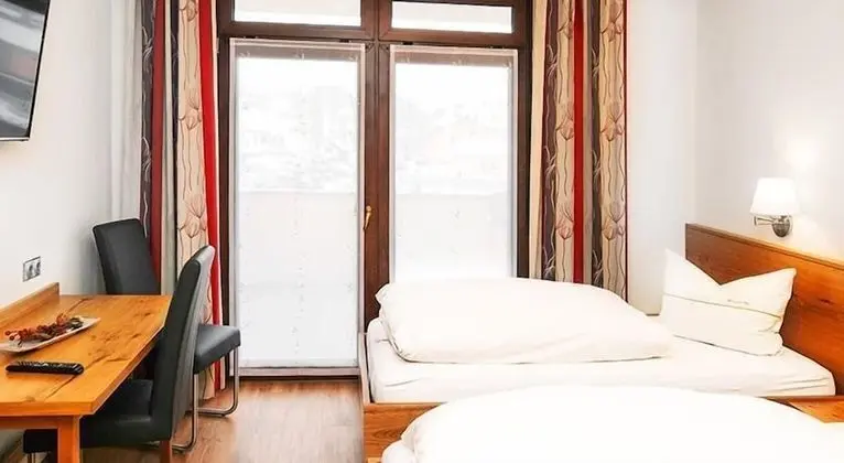 Comfort Büyük Yataklı Tek Kişilik Oda, Balkon