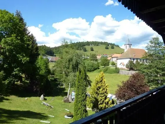 Tek Büyük Yataklı Oda, Balkon