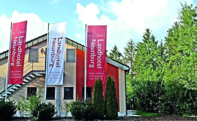 Comfort Büyük Yataklı Tek Kişilik Oda