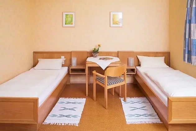 Standard Büyük Yataklı Tek Kişilik Oda