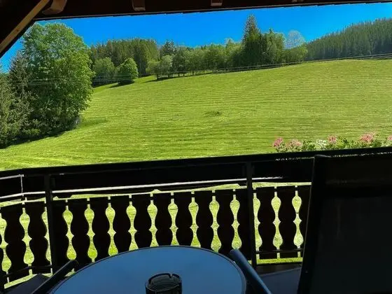 Tek Büyük Yataklı Oda, Sigara İçilmez