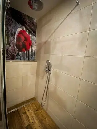 Tek Büyük Yataklı Oda, Sigara İçilmez