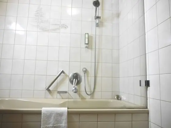 Tek Büyük Yataklı Oda, Sigara İçilmez