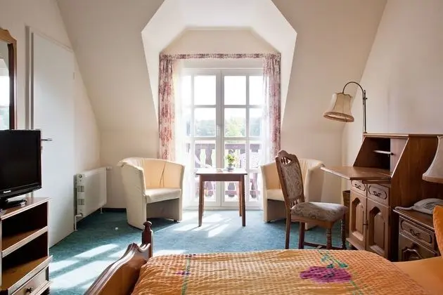 Basic Tek Büyük Yataklı Oda