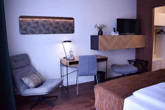 Tek Büyük veya İki Ayrı Yataklı Oda, Balkon