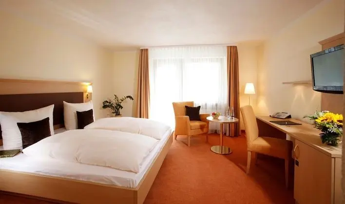 Tek Kişilik Oda, Bahçe Manzaralı