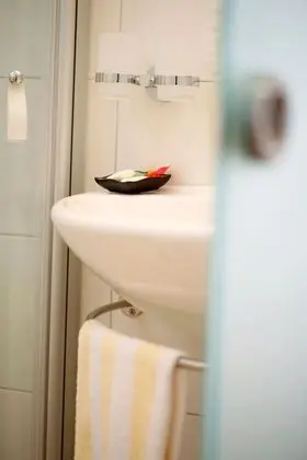 Tek Kişilik Oda, Bahçe Manzaralı