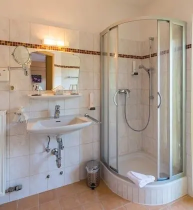 Tek Büyük Yataklı Oda (Landliebe)