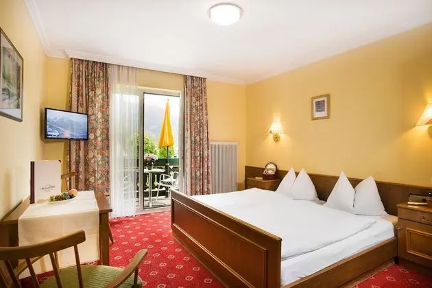 Tek Büyük Yataklı Oda, Balkon