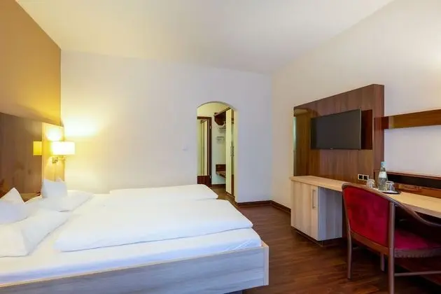 Superior Tek Büyük Yataklı Oda