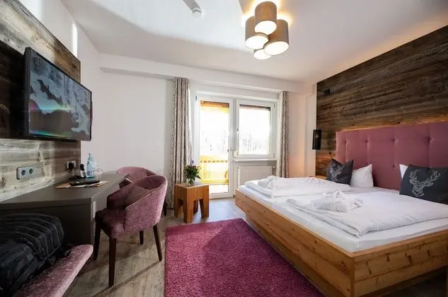 Deluxe Tek Büyük Yataklı Oda, Balkon