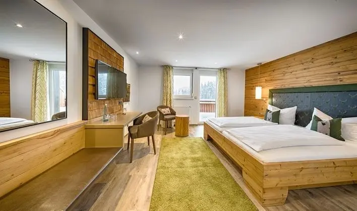 Deluxe Tek Büyük Yataklı Oda, Balkon