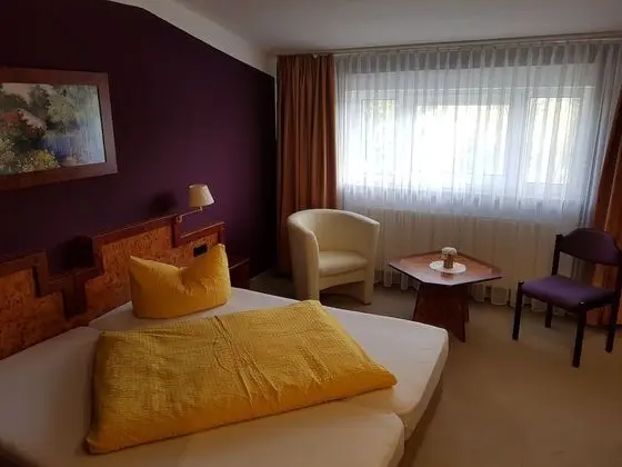 Standard Tek Büyük Yataklı Oda