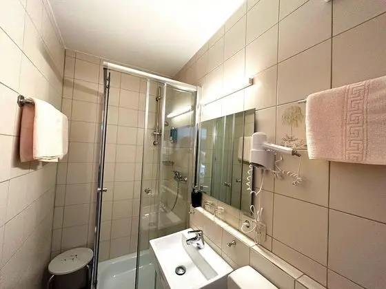 Superior Tek Büyük Yataklı Oda