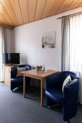 Standard Tek Büyük Yataklı Oda (Landhotel)