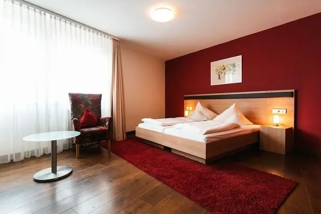 Comfort Büyük Yataklı Tek Kişilik Oda