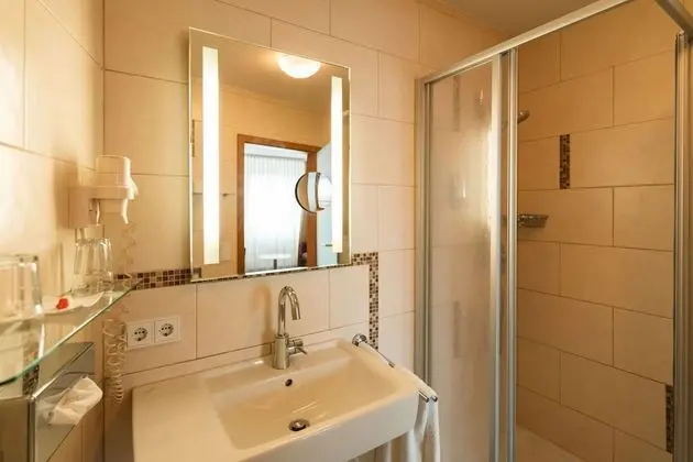 Comfort Büyük Yataklı Tek Kişilik Oda