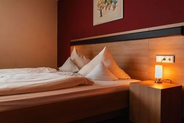 Comfort Büyük Yataklı Tek Kişilik Oda