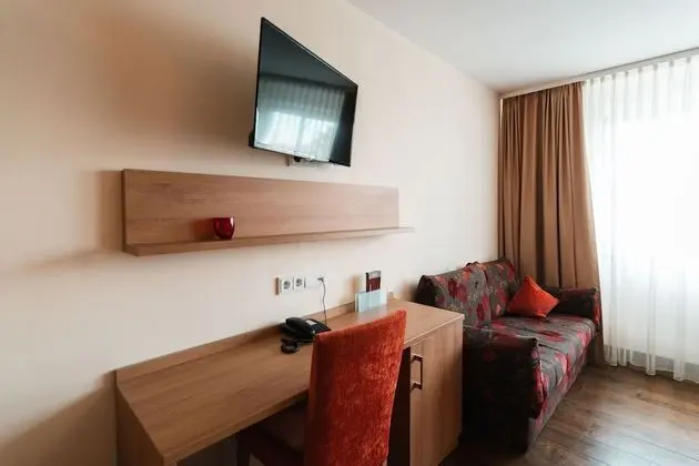 Comfort Büyük Yataklı Tek Kişilik Oda