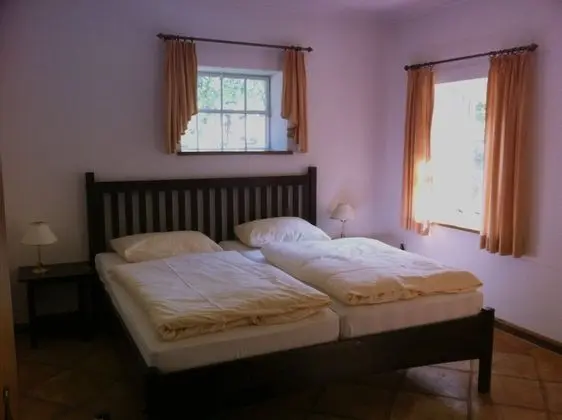 Classic Tek Büyük Yataklı Oda