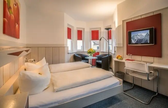 Tek Büyük veya İki Ayrı Yataklı Oda