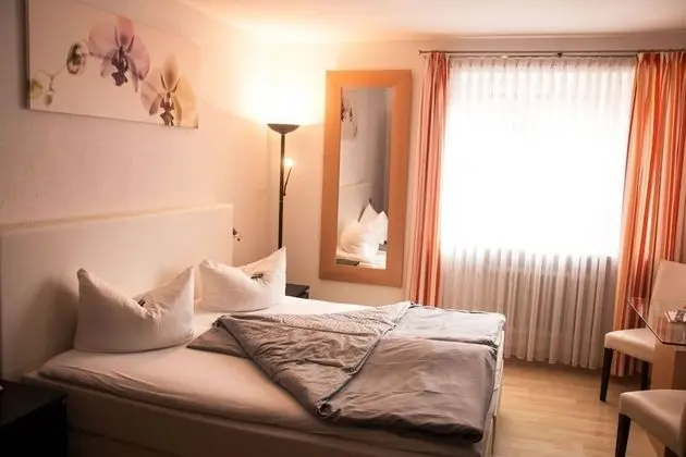 Tek Büyük veya İki Ayrı Yataklı Oda