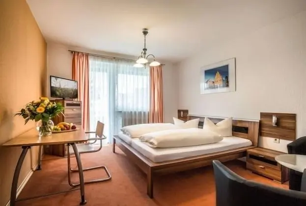 Tek Büyük veya İki Ayrı Yataklı Oda