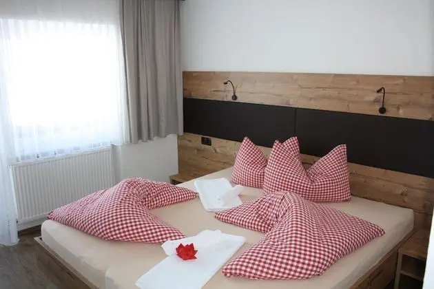 Tek Büyük Yataklı Oda, Balkon